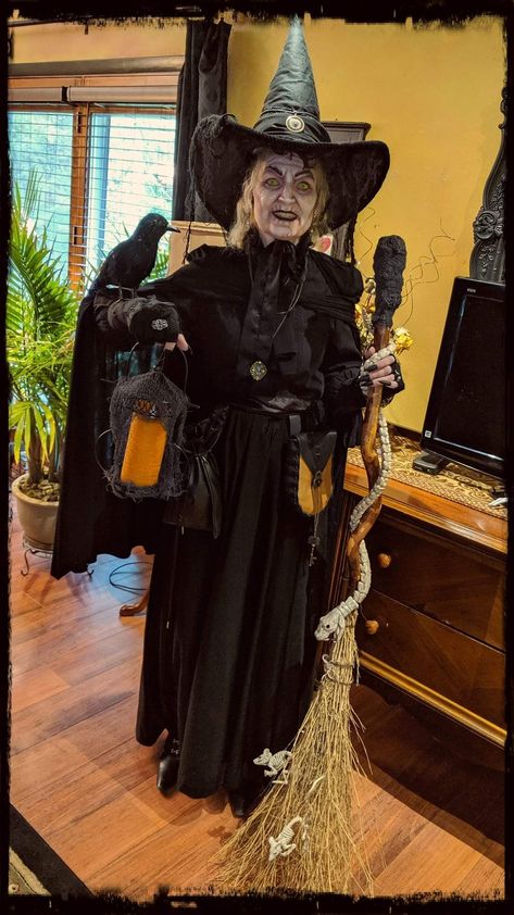 Scary Witch Costume For Women, Womens Witch Costume Ideas, Old Hag Costume, Costume Sorciere, Witch Costumes For Women Diy, Witch Costume Ideas For Women, Hag Costume, Witch Costumes Diy, Evil Witch Costume