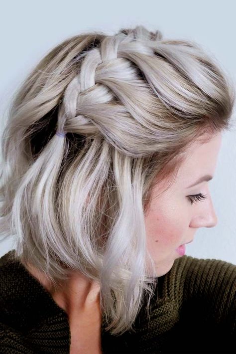 Side French Cool Braids For Short Hair #shorthairstyles #shorthair #hairstyles #bobhairstyles #braids Short Hair Braids, New Short Hairstyles, French Braid Hairstyles, Short Braids, Short Hairstyles For Thick Hair, Penteado Cabelo Curto, Short Hairstyle, Short Hair Styles Easy, Box Braids Hairstyles