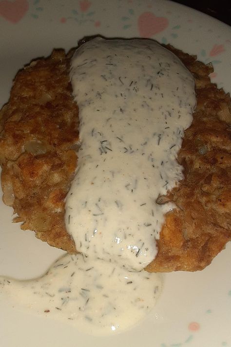 Tuna Patties with Warm Lemon Dill Sauce Lemon Dill Sauce, Tuna Patties, Homemade Chocolate Cake, Summer Produce, Lemon Dill, Dill Sauce, Pasta Dinners, Cheesy Sauce, Yummy Yummy