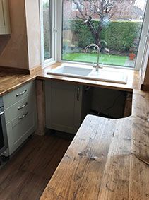 Reclaimed scaffold boards — Dove Furniture & Kitchens York Wooden Worktop Kitchen, France Kitchen, Small Kitchen Remodel Cost, Kitchen Feature Wall, Kitchen Feature, Work Kitchen, Wood Countertops Kitchen, Kitchens Cabinets, Diy Kitchen Countertops