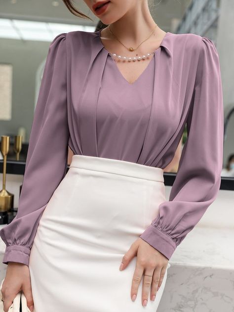 Business Outfits Women, Woman Suit Fashion, Pretty Blouses, Fashionista Clothes, Stylish Blouse, Spring Women, Women Blouses, Mode Inspo, Blouse Outfit