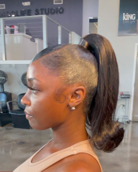 Flip Up Ponytail, Barbie Ponytail 4c Hair, Barbie Flip Ponytail, Short Barbie Ponytail, High Barbie Ponytail, Up Gel Hairstyles, Gel Up Hairstyles, Barbie Ponytail Black Women, Barbie Ponytail With Swoop