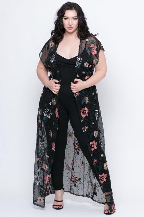 Knit Kimono, Plus Size Kimono, Affordable Plus Size Clothing, Plus Size Gowns, Floral Lace Dress, Plus Size Clothing For Women, Floral Kimono, Curvy Girl Outfits, Curvy Outfits