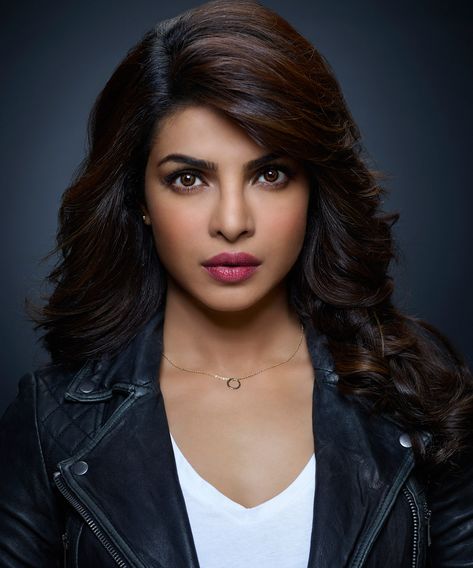 Priyanka Chopra of ABC's "Quantico" has accomplished a lot—from being crowned Miss World to appearing in feature films. Here's how she feels about tackling TV. Quantico Priyanka Chopra, Actress Hairstyles, Brown Hair With Highlights, Priyanka Chopra, Light Brown Hair, Black Leather Jacket, Hairstyle Ideas, Beautiful Woman, Hair Highlights