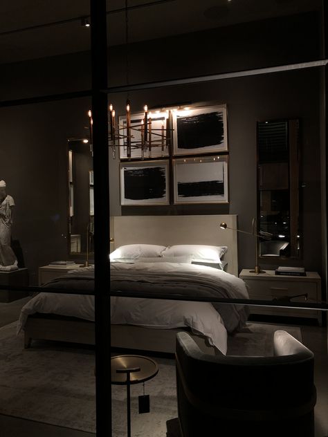 Luxe Glam Bedroom, Minimal Glam Bedroom, Seductive Bedroom Ideas, Beige And Black Bedroom Ideas, Dark Luxury Bedroom, Expensive Bedroom, Sultry Bedroom, Luxe Room, Hotel Vibe Bedroom