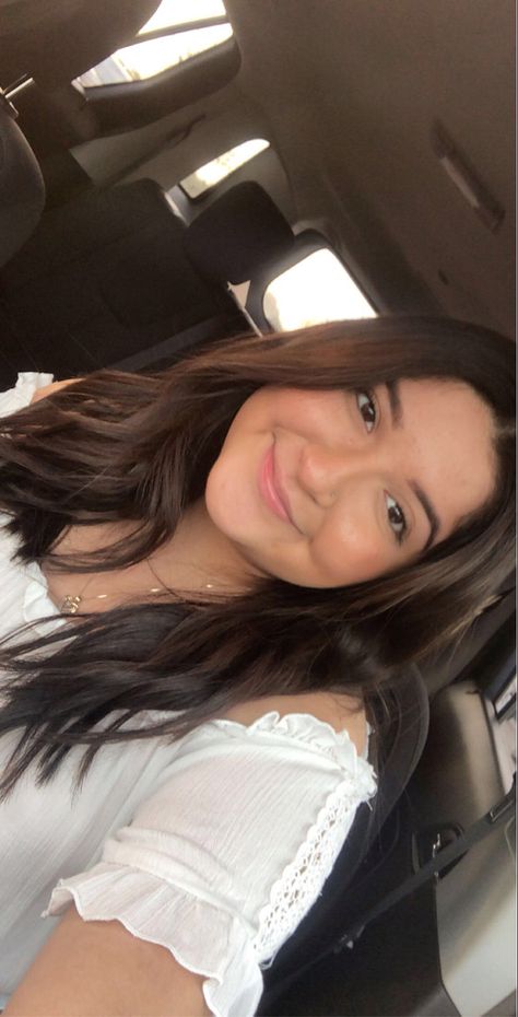 Beachy waves, semi curled brunette hair mid length hair cut, white top, gold jewlery, car pics Brunette Hair Mid Length, Curled Brunette Hair, Mid Length Brunette Hair, Brunette Hair Cuts, Car Pics, Beachy Waves, Mid Length Hair, Accessories Style, Brunette Hair