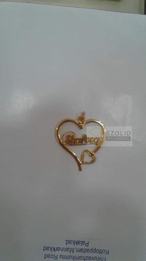 Letter Dollar Gold Chain, Wedding Locket, Gold Letter Pendants, Gold Dollar, Locket Chain, Unique Gold Jewelry Designs, Kerala Bride, Locket Design, Gold Jewels Design