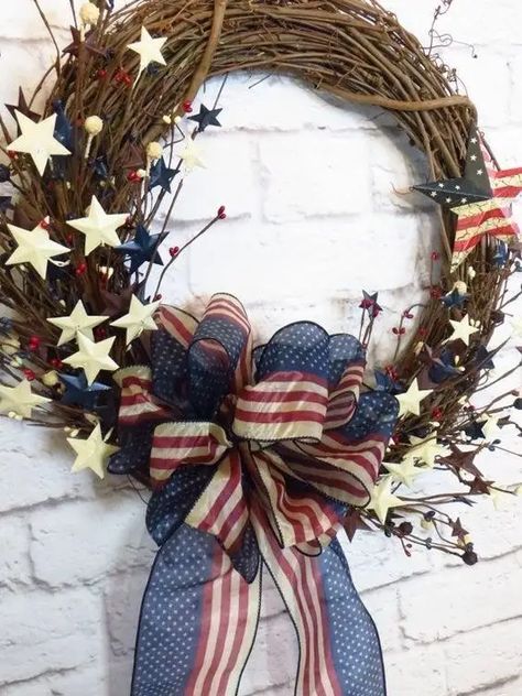 Diy Mantle, Patriotic Wreaths, Blue Diy, Memorial Day Wreaths, Americana Wreath, 4th July Crafts, July Wreath, Fourth Of July Decor, July Decor