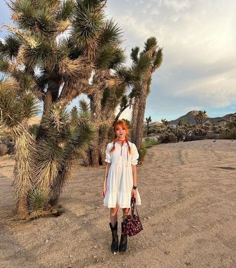 Joshua Tree National Park Outfit, Joshua Tree Fashion, Joshua Tree Aesthetic, Joshua Tree Photoshoot, Grad Pics, Joshua Tree National Park, Instagram Pose, Everything Is Awesome, Southern Belle