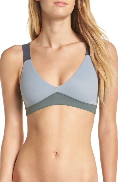 Bra Outfit Fashion, Sports Bra Outfit, Panty Girdle, Dancers Outfit, New Bra, Bra Women, Metal Hardware, Fashion Styles, Workout Wear