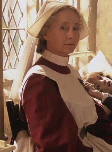 Gemma Jones as Madam Pomfrey Gemma Jones, Harry Potter Universe, Nymphadora Tonks, Harry Potter Jokes, Albus Dumbledore, Wizarding World Of Harry Potter, Harry Potter Series, Mischief Managed, Harry Potter Characters