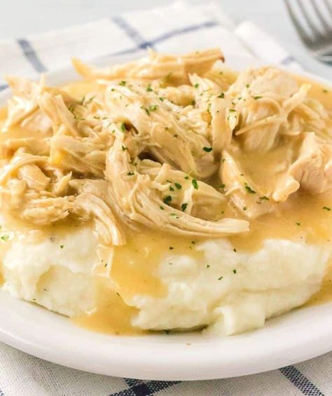 Chicken And Gravy Recipes, Instant Pot Chicken And Gravy, Easy Chicken And Gravy, Chicken Rice And Gravy, Panini Recipes Chicken, Potatoes Mashed, Crockpot Chicken And Gravy, Chicken Gravy Recipe, Rice And Gravy