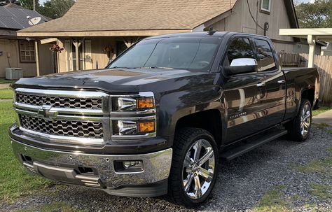 2015 Chevrolet Silverado  Nitto Terra Grappler G2 22” Silverado 2009, Chevrolet Silverado 2015, Suv Trucks, Ford Raptor, Chevy Silverado, Us Cars, Chevrolet Silverado, Chevy Trucks, Lamborghini