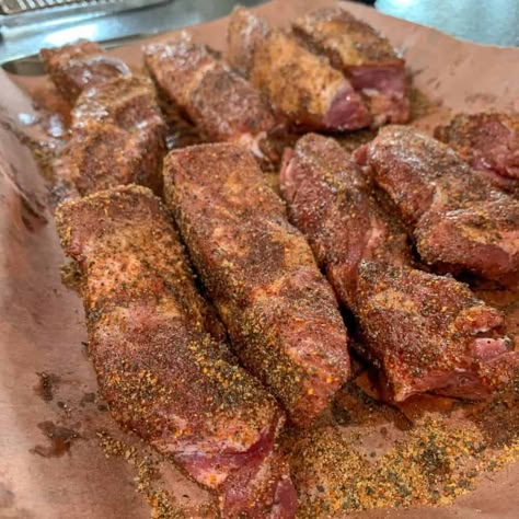 uncooked 4" strips of boneless country style ribs with a bbq rub added Smoked Country Style Pork Ribs, Smoked Country Style Ribs, Boneless Country Style Pork Ribs, Boneless Pork Ribs, Traeger Grill Recipes, Country Style Pork Ribs, Smoked Pork Ribs, Boneless Ribs, Country Style Ribs