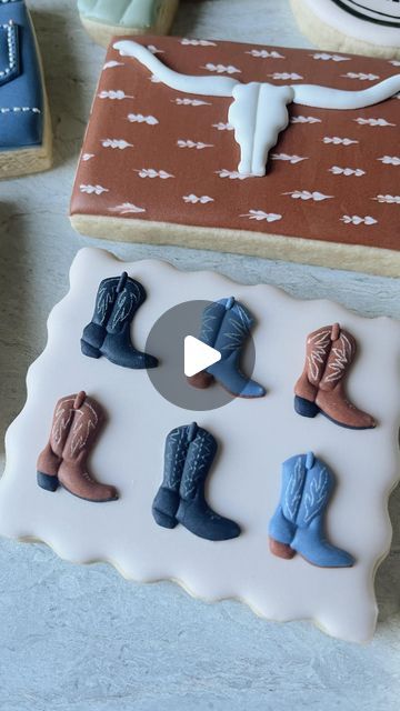 Cowboy Boots Decorated Cookies, Royal Icing Cowboy Boot, Cowboy Boot Sugar Cookies, Cowboy Boot Cookies Decorated, Cowgirl Cookies Decorated, Cowboy Sugar Cookies, Western Sugar Cookies, Cowboy Boot Cookies, Boot Cookies