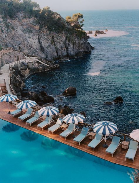 Seaside Hotel, Thermal Spa, Watch Tower, Beautiful Hotels, Travel Inspo, Architectural Digest, Amalfi Coast, Beautiful Islands, Travel Aesthetic