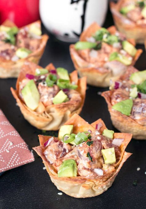 Spicy Tuna Poke Wonton Cups | cakenknife.com #sushi #poke #hawaiian #appetizer Spicy Tuna Poke, Wonton Cups, Tuna Poke, Tuna Avocado, Ahi Tuna, Seafood Appetizers, Spicy Tuna, Slow Cooker Dinner, Tuna Recipes