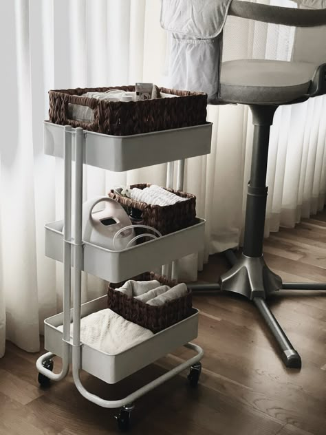 Newborn Essentials Cart, Bedside Set Up For Newborn, Baby Storage Cart, Baby Cart Organizer, Baby Cart Ideas, Rolling Cart Baby Shower Gift, Baby Caddy Organizer Cart, Newborn Rolling Cart, Bedside Cart For Baby