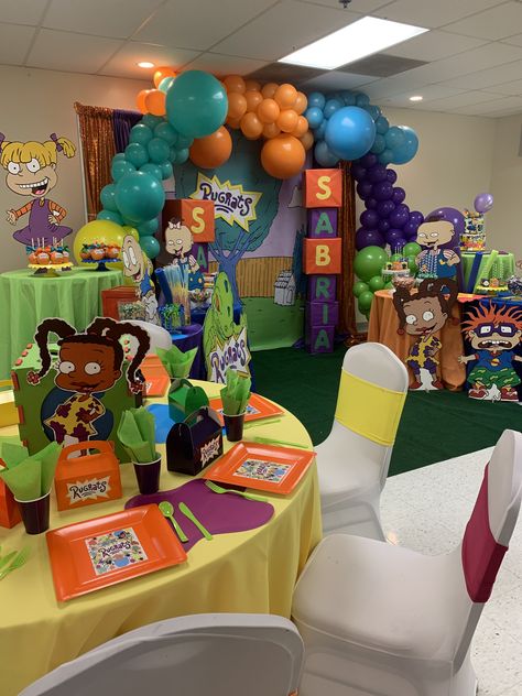 Rugrats Gender Reveal Ideas, Rugrats Birthday Party Ideas, Rug Rats Birthday Party, Rugrats Balloon Arch, 90s Theme Party Outfit Pregnant, Rugrats Theme Birthday Party, Rugrats Birthday Party, Rug Rats Baby Shower Theme, Rugrats Centerpiece Ideas