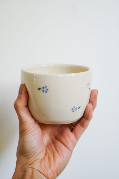 Dimple floral cup Mugs With Dimples, Flower Cup Ceramic, Porcelain Cup Handmade, Cherry Ceramic Mug, Daisy Pottery Mug, Painted Flower, Ceramic Cup, White Clay, Ceramic Cups