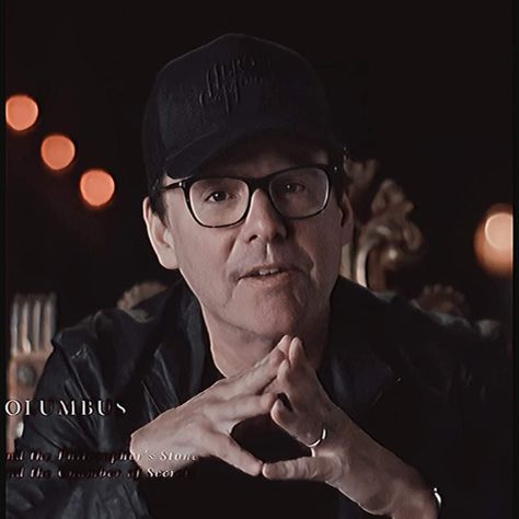 chris columbus — director of harry potter and the philosopher's stone and harry potter and the chamber of secrets Hp Movies, Chris Columbus, The Chamber Of Secrets, Philosopher's Stone, Philosophers Stone, Harry Potter And The Chamber Of Secrets, Chamber Of Secrets, Harry Potter Cast, 20th Anniversary