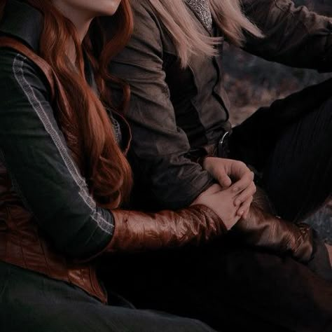 Redhead Couple, Blonde Princess, Princess Knight, Blood And Ash, Medieval Aesthetic, Hair Blond, Royal Aesthetic, Medieval World, Blonde Woman