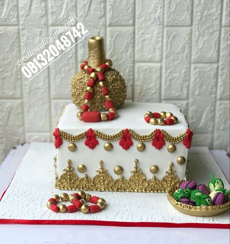 Traditional Marriage Cake Design, Simple Traditional Wedding Cake, Traditional Wedding Cakes In Nigeria, Traditional Cakes Wedding African, Traditional Marriage Cake, Nigerian Traditional Wedding Cake, Family Reunion Cakes, Marriage Cake, Cake Samples