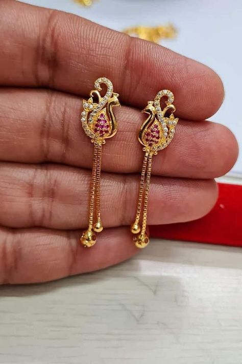 Stone Kammalu Gold, Big Earrings Gold, Rudraksha Jewelry, Small Kolam, Silver Anklets Designs, Gold Jhumka, Gold Jhumka Earrings, Gold Jewels Design, New Gold Jewellery Designs