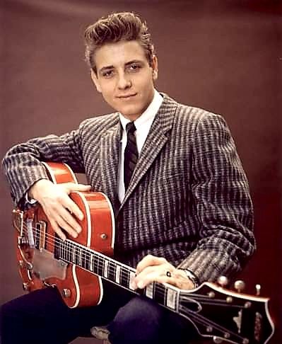 Eddie Cochran, 1950s Rock And Roll, Classic Rock And Roll, Oldies Music, Rock N’roll, Music Photo, Music Guitar, Indie Rock, Strike A Pose