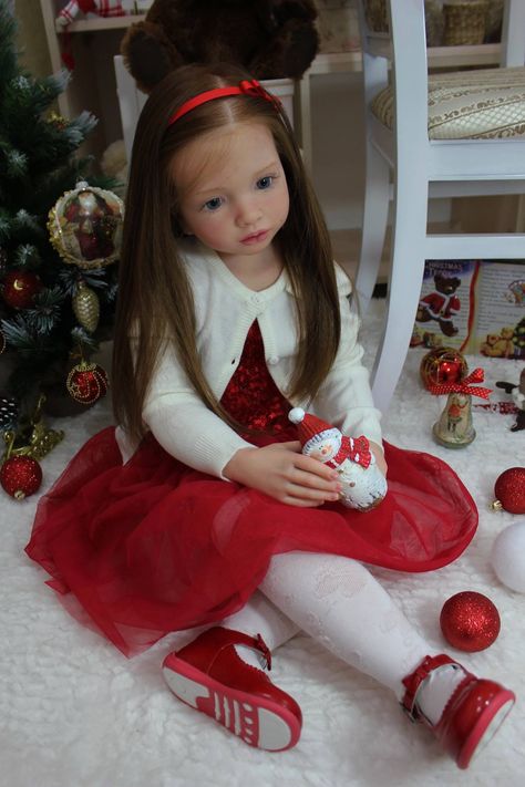 Reborn Child, Real Looking Baby Dolls, Reborn Toddler Girl, Bb Reborn, Reborn Toddler Dolls, Lifelike Dolls, Realistic Baby Dolls, Reborn Toddler, Barbie Gowns