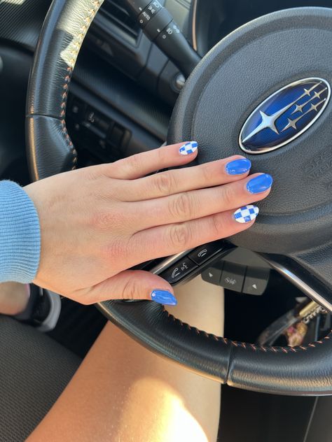 School Nail Ideas Short, Yamaha Blue Nails, Nails For Colorado Trip, 4th Of July Checkered Nails, Colorful Short Square Nails, Royal Blue Checkered Nails, Blue And White Checkered Nails, Race Flag Nails, Checkered Nails Blue