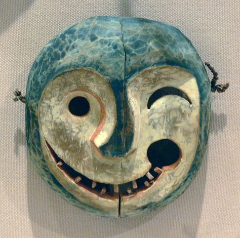 Inuit mask Yupik Art, Moon Eyes, Yukon River, Dallas Museum Of Art, Afrikaanse Kunst, Inuit Art, Art Premier, Masks Art, African Masks