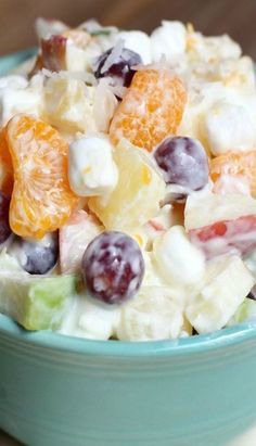 Creamy Fruit Salad Recipe, Mexican Fruit Salad, Creamy Fruit Salad, Salad Low Carb, Turkey Gravy Easy, Turkey Gravy From Drippings, Mexican Fruit, Turkey Rice, Creamy Fruit Salads