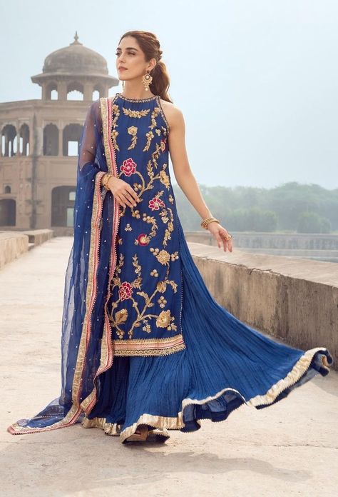 Net Sharara, Frock Fashion, Pakistani Fancy Dresses, Eid Dresses, Kurti Designs Party Wear, Simple Pakistani Dresses, Pakistani Bridal Wear, Designer Dresses Casual, Wedding Dresses For Girls