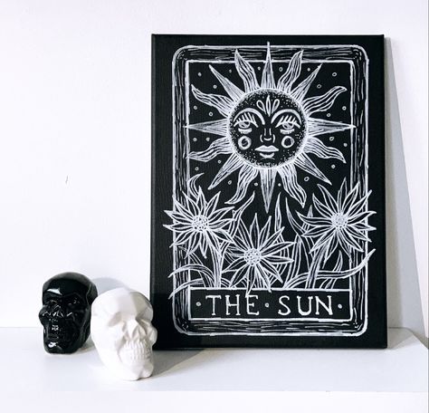 #thesun #elsol #sol #sun #tarot #carta #negro #blanco #dibujo #black #white #artwork #blackwork #liner #whiteliner #fineliner #frame #canva #trestle #sketchbook #book #pencil Black White Artwork, Sun Tarot Card, The Sun Tarot Card, The Sun Tarot, White Artwork, Tarot Card, Tarot Cards, Blackwork, The Sun