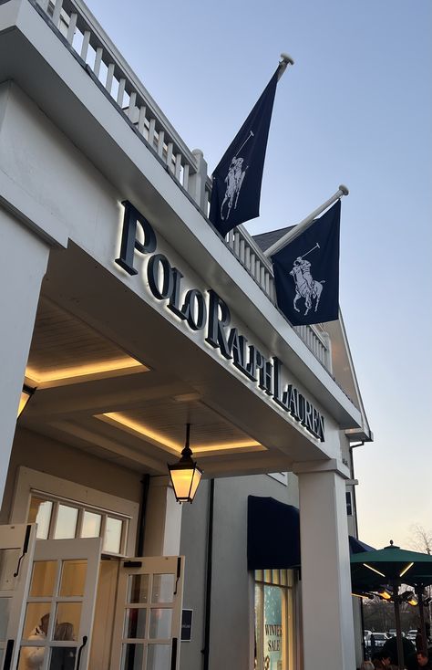 Ralph Lauren, 📍Bicester Village Ralph Lauren Designer, Polo Ralph Lauren Store, Polo Ralph Lauren Aesthetic, Preppy Looks, Ralph Lauren Aesthetic, Bicester Village, Ralph Lauren Store, Store Aesthetic, Ralph Laurent