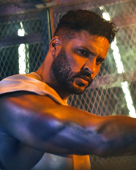 Ricky Whittle The 100, Ricky Whittle, Kristen Ashley, Its A Mans World, Mans World, Polynesian Tattoo, Lincoln, Avatar, The 100