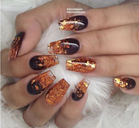 hi everyone! check out my blog post all about : Fall/Winter 2019 Nail Ideas | Manicure lookbook for all styles , anyone can find a manicure they like for fall in my post no matter your style from girly to edgy to artistic :) hope you like it and subscribe #fallnails #winternails #falledgynails #thanksgivingnails #fallnails #coppernails #thanksgivingnailideas #fallnailideas #orangenailideas Talon Nails, Unghie Sfumate, Thanksgiving Nail Designs, Makeup Nails Art, Cute Halloween Nails, Fall Gel Nails, Fall Nail Art Designs, Fall Acrylic Nails, Thanksgiving Nails