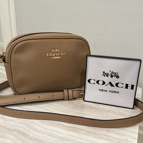 Coach Jamie Pebbled Leather Camera Crossbody Bag EUC Coach New York, Bags Coach, Brown Suede Jacket, Free People Clothing, Rain And Snow Boots, Boot Sandals, Gold Stars, Laptop Bag, Pebbled Leather