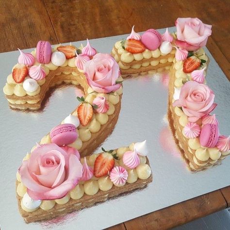 27 Cupcake Cake Number, 27 Number Cake, 27th Birthday Cake Ideas, Birthday Cake Creative, 27th Birthday Cake, Cakes Creative, Alphabet Cake, Cake Beautiful, Cake Lettering