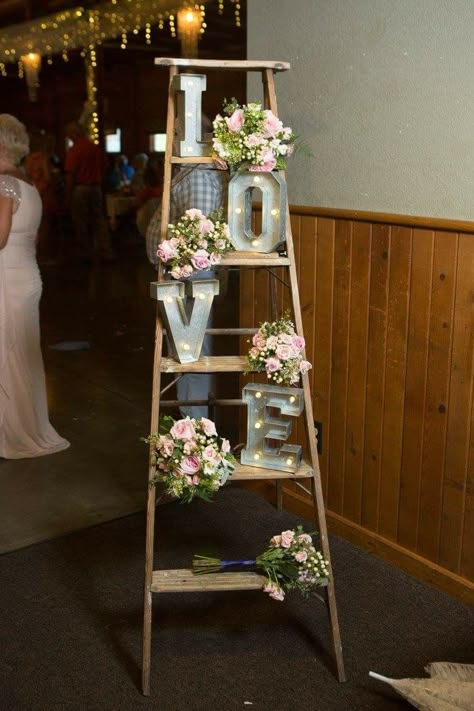 Wedding Ladder Decor, Ladder Decor Wedding, Wedding Ladder, Rustic Fall Wedding Ideas, Wooden Ladder Decor, Wedding Candy Cart, Ladder Wedding, Casual Fall Wedding, Round Wedding Tables