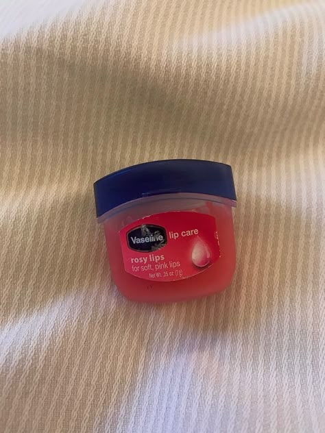 Lip Gloss Vaseline, Aesthetic Lipbalm, Vaseline Lip Gloss, Lipbalm Vaseline, Dior Lip Oil Aesthetic, Vaseline Aesthetic, Lip Vaseline, Aesthetic Lip Balm, Lip Oil Aesthetic