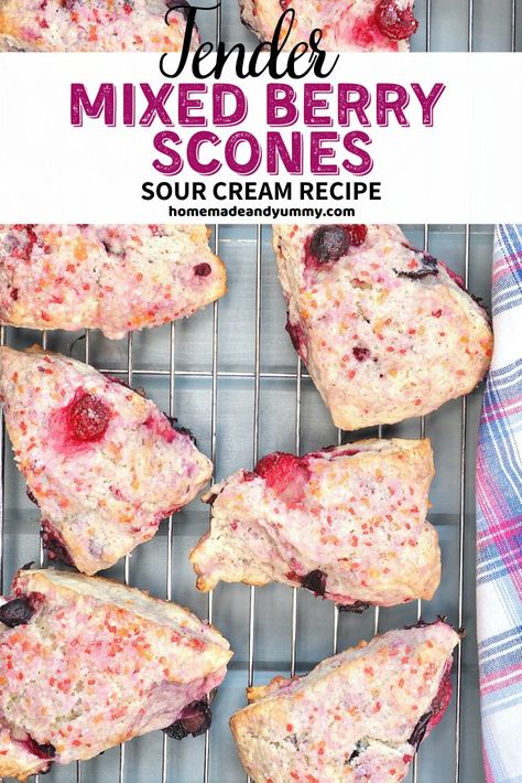 Mixed Berry Scones Recipe, Mixed Berry Scones, Berry Scones Recipe, Sour Cream Scones, Grilled Strawberries, Berry Desserts, Best Scone Recipe, Breakfast Scones, Berry Scones