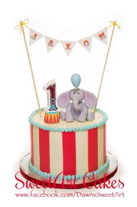 Circus Themed DIYs for a First Birthday Party - Smash Cake 1st Birthday, Baby First Cake, Cake 1st Birthday, Smash Cakes, Birthday Boys, Circus Birthday Party, Carnival Birthday Parties, Carnival Birthday, Baby Boy Birthday