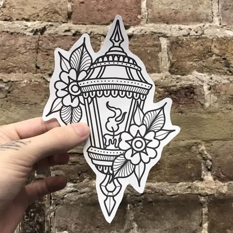 Traditional Lantern Tattoo, Flash Traditional Tattoo, Traditional Tattoo Outline, Traditional Tattoo Stencils, Sam King, Traditional Black Tattoo, Lamp Tattoo, Lantern Tattoo, King Tattoos