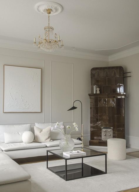 Neutral Living Room Furniture, Neutral Living Room Colors, Cuadros Living, Beige Living Room Decor, Room Panelling, Neutral Living Room Decor, Minimalistic Living Room, Palette Living Room, Panelled Walls