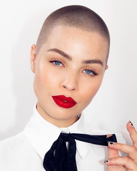 Thursday? More like ThurSLAY💋 @celine_bernaerts in Matte Geisha Celine Bernaerts, Bald Heads, Red Lip, Buzz Cut, Pixie Cut, Red Lips, Let Me Know, Short Hair Styles, Let Me