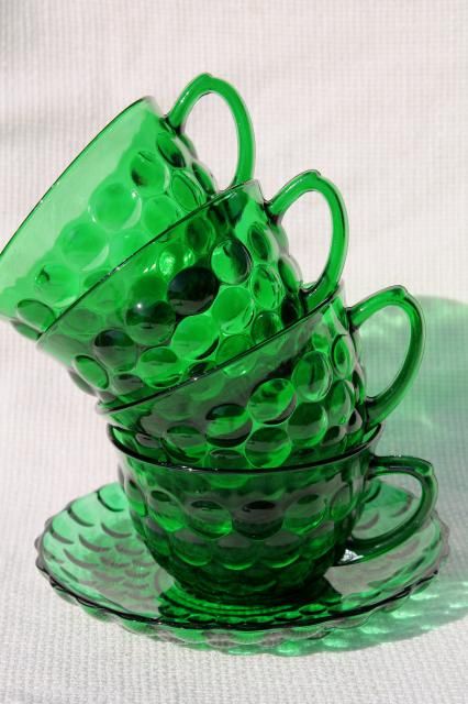 undefined Green Objects, Anchor Hocking Glassware, Bubble Pattern, Green Glassware, Vintage Forest, Green Bubble, Colored Glassware, Glass Bubble, Glass Ware