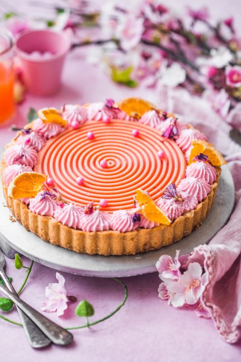 Grapefruit and Orange Tart Grapefruit Dessert, Grapefruit Tart, Short Crust Pastry, Orange Tart, Easy Tart Recipes, Orange Curd, Chocolate Decoration, Tart Dessert, Cake Vegan