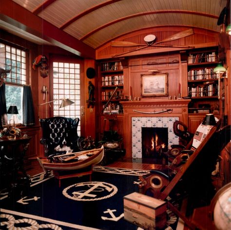 Such a rich, and cozy library/den. Love it! Nautical Office, Home Office For Man, Nautical Room, Man Office, Man Room, Nautical Design, Nautical Home, Home Library, Lounge Room